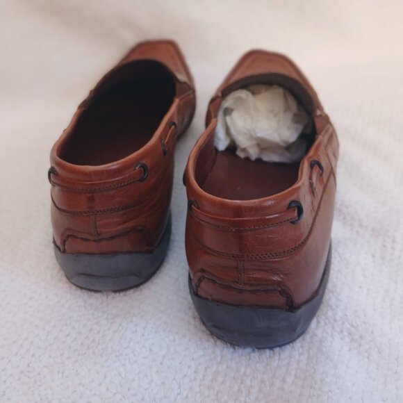 Mens all leather slip on loafers. - Picture 6 of 7